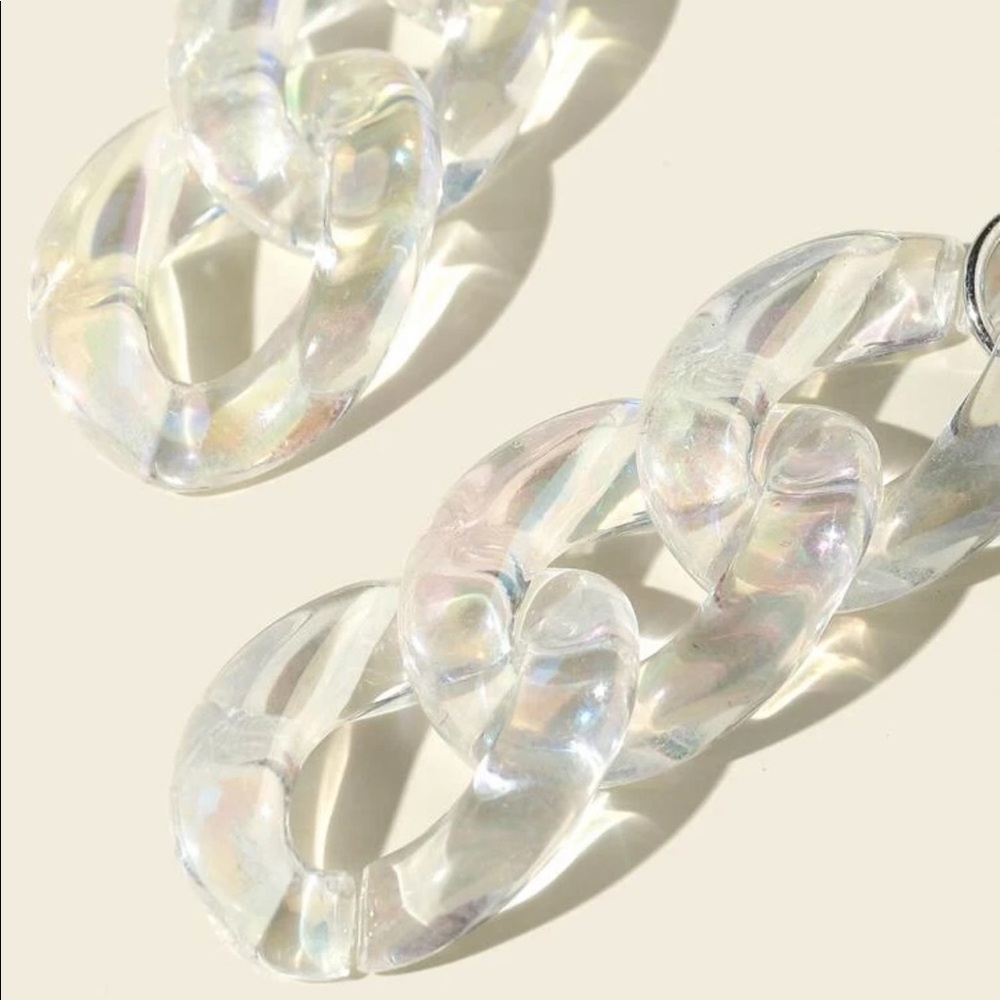 Holographic Lucite Chain Link Earrings - Picture 3 of 3